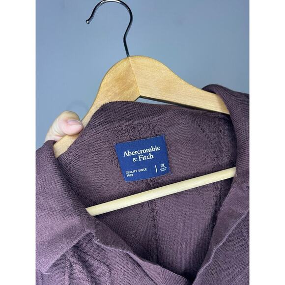 Mens Aberceombie and Fitch Short sleeve cable knit sweater - Picture 3 of 6